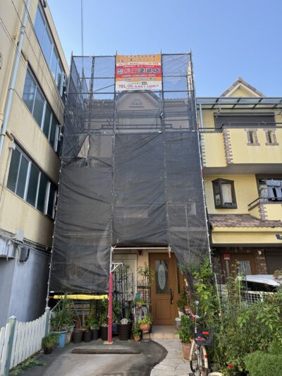 大阪市旭区、塗り替え足場設置