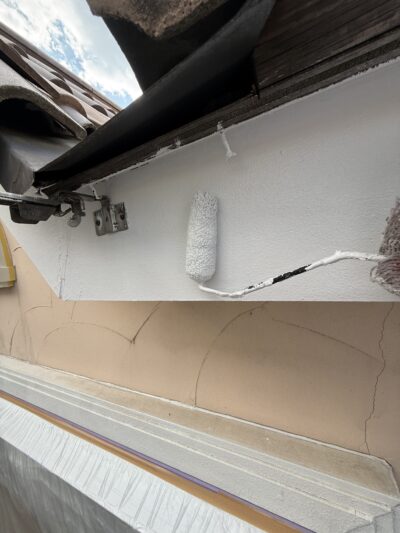 大阪市旭区軒天破風板塗装