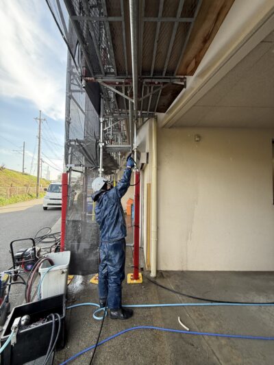 吹田市　高圧洗浄水洗い
