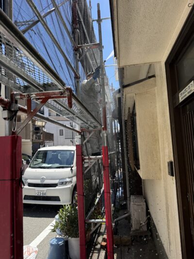 大阪市福島区　塗り替え塗装　高圧洗浄水洗い